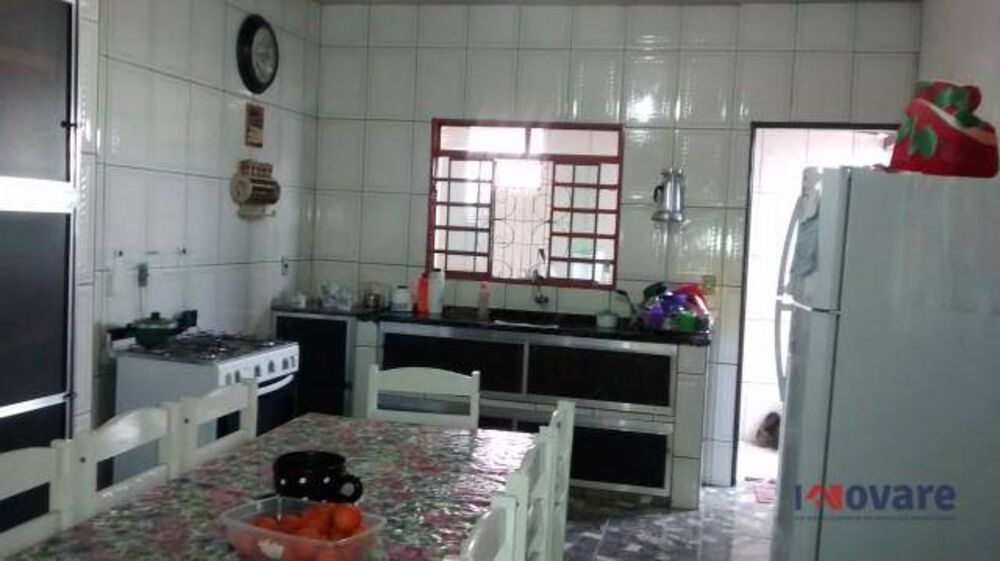 Casa, 4 quartos, 150 m² - Foto 1