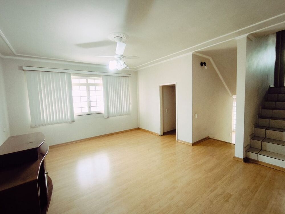 Sobrado, 4 quartos, 205 m² - Foto 2