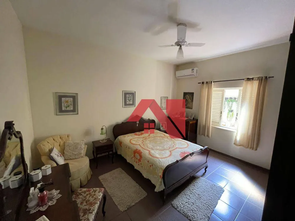 Casa, 4 quartos, 250 m² - Foto 8