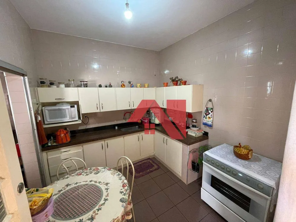 Casa, 4 quartos, 250 m² - Foto 3