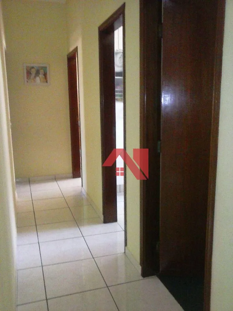 Casa, 3 quartos, 200 m² - Foto 8
