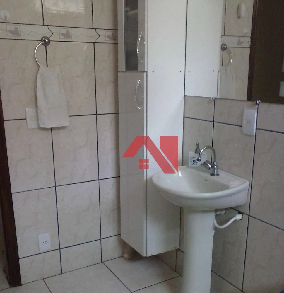 Casa, 3 quartos, 200 m² - Foto 2