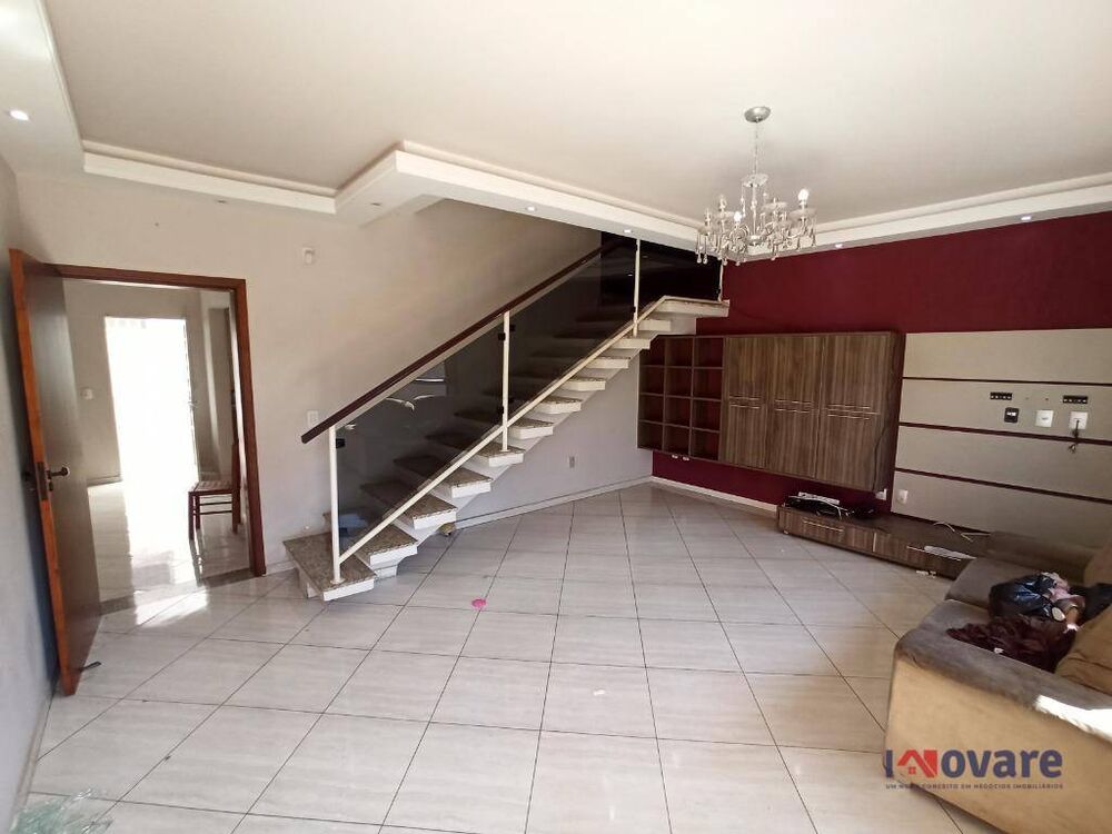 Sobrado, 4 quartos, 240 m² - Foto 3