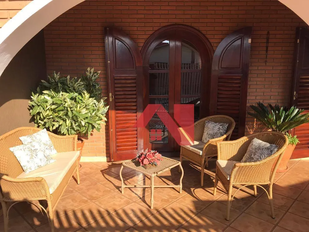 Casa, 3 quartos, 211 m² - Foto 8