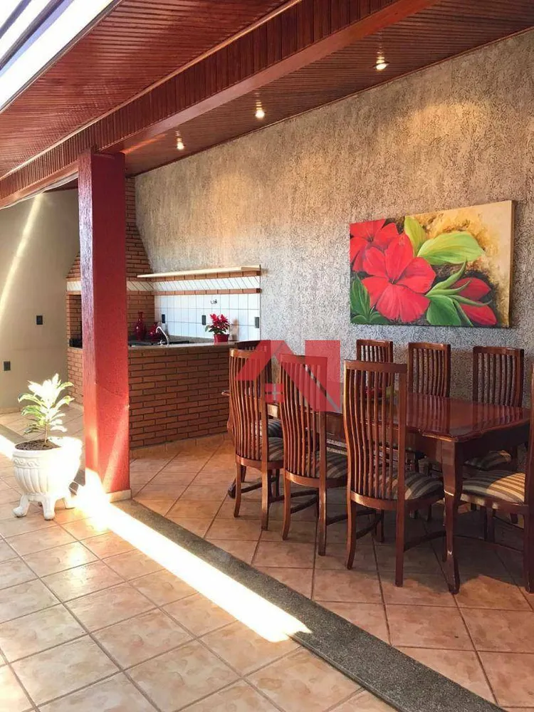 Casa, 3 quartos, 211 m² - Foto 7