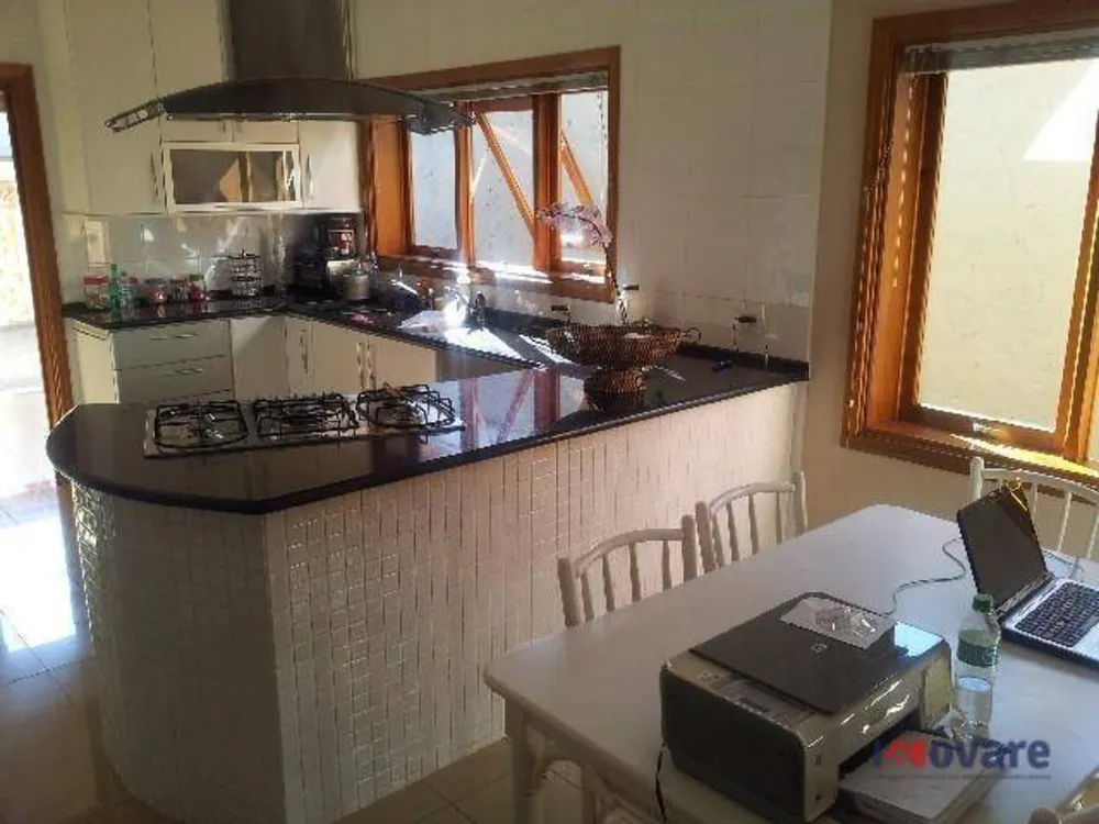 Sobrado, 4 quartos, 857 m² - Foto 2