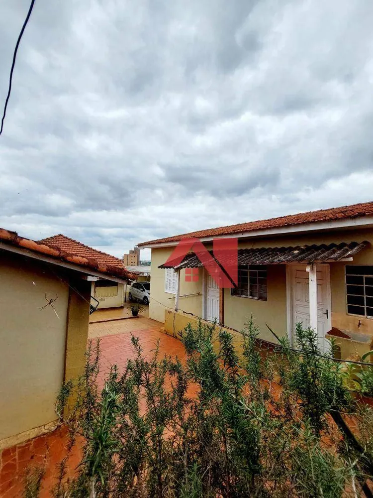 Casa, 3 quartos, 247 m² - Foto 2
