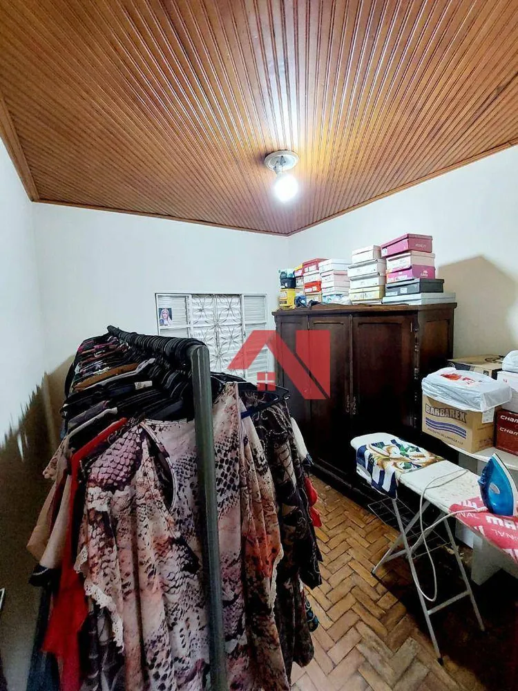 Casa, 3 quartos, 247 m² - Foto 11