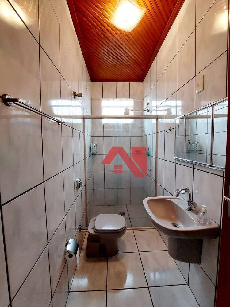 Casa, 3 quartos, 247 m² - Foto 8