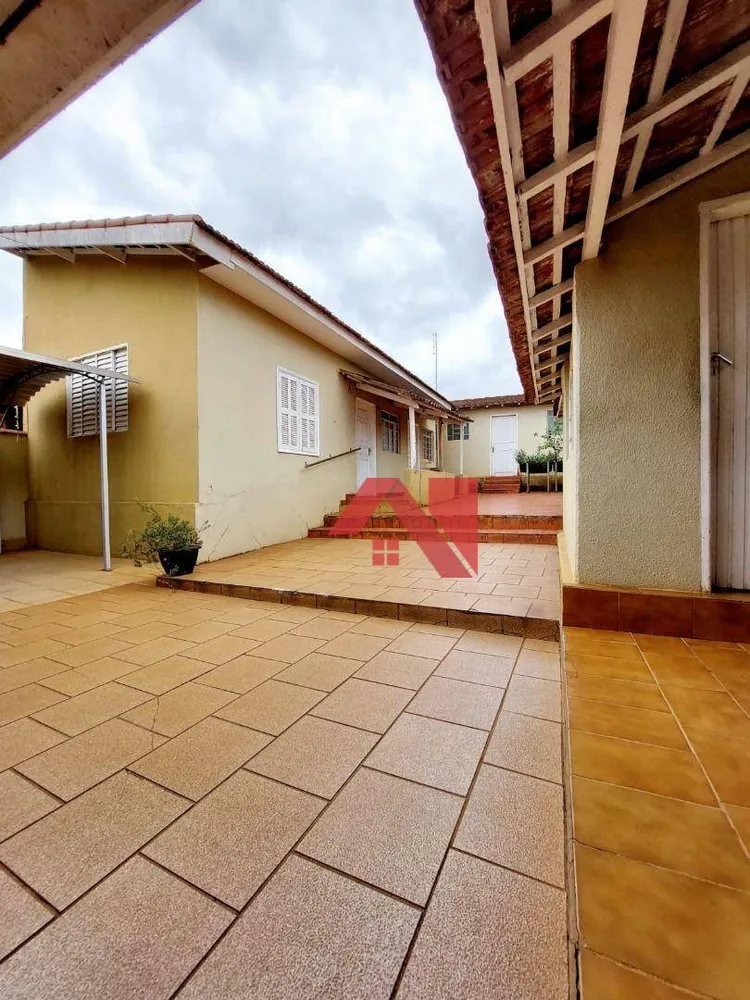 Casa, 3 quartos, 247 m² - Foto 3