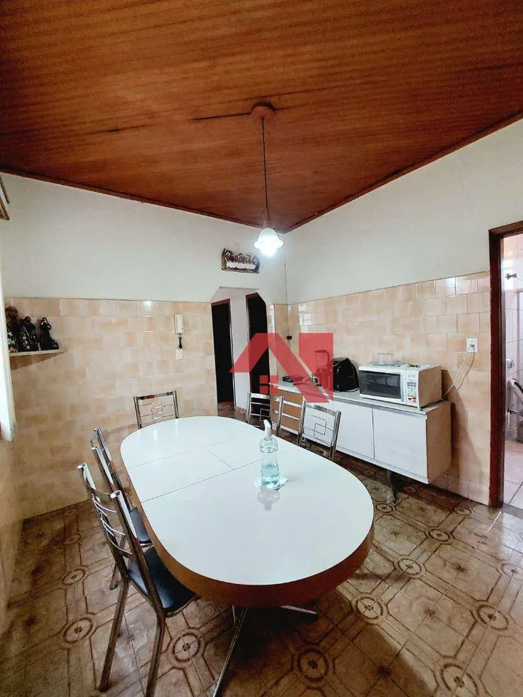 Casa, 3 quartos, 247 m² - Foto 7