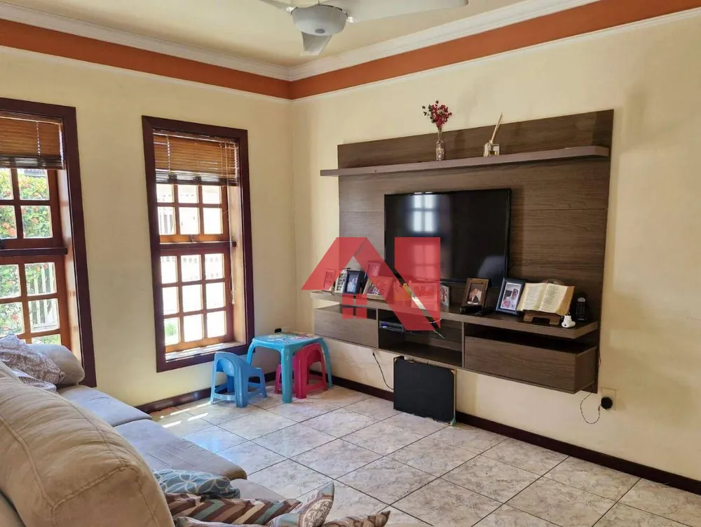 Casa, 3 quartos, 172 m² - Foto 2
