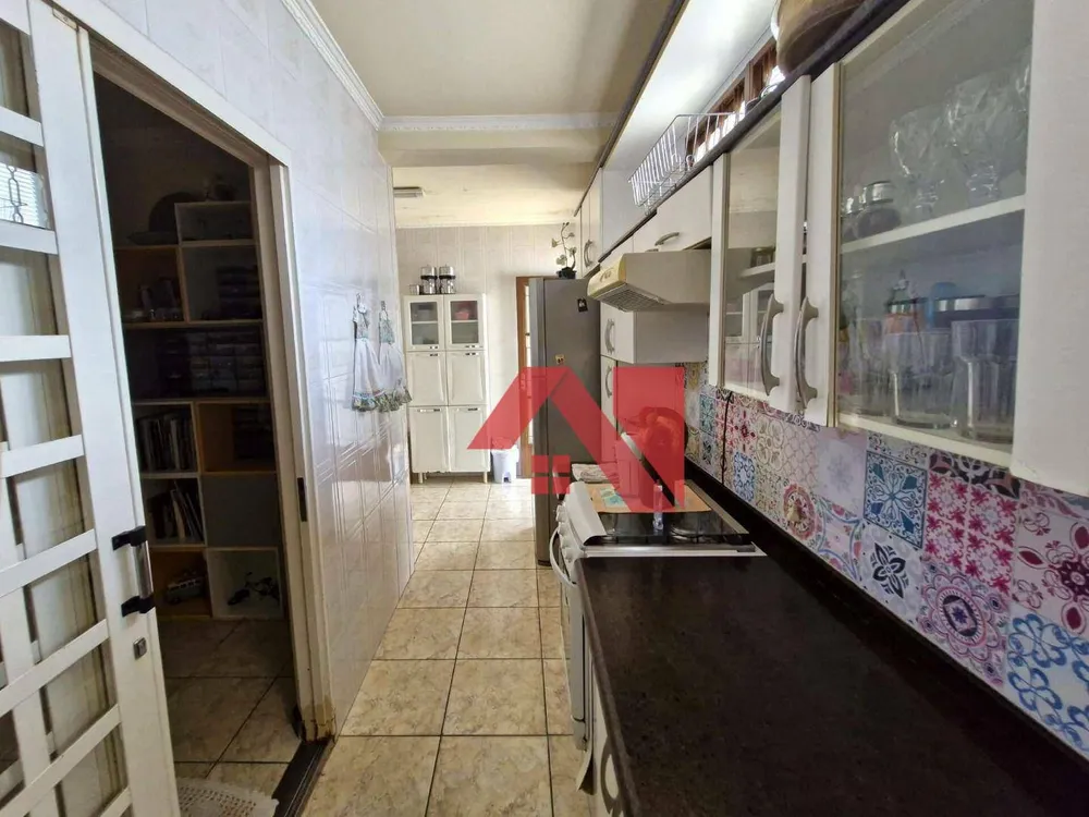 Casa, 3 quartos, 172 m² - Foto 3