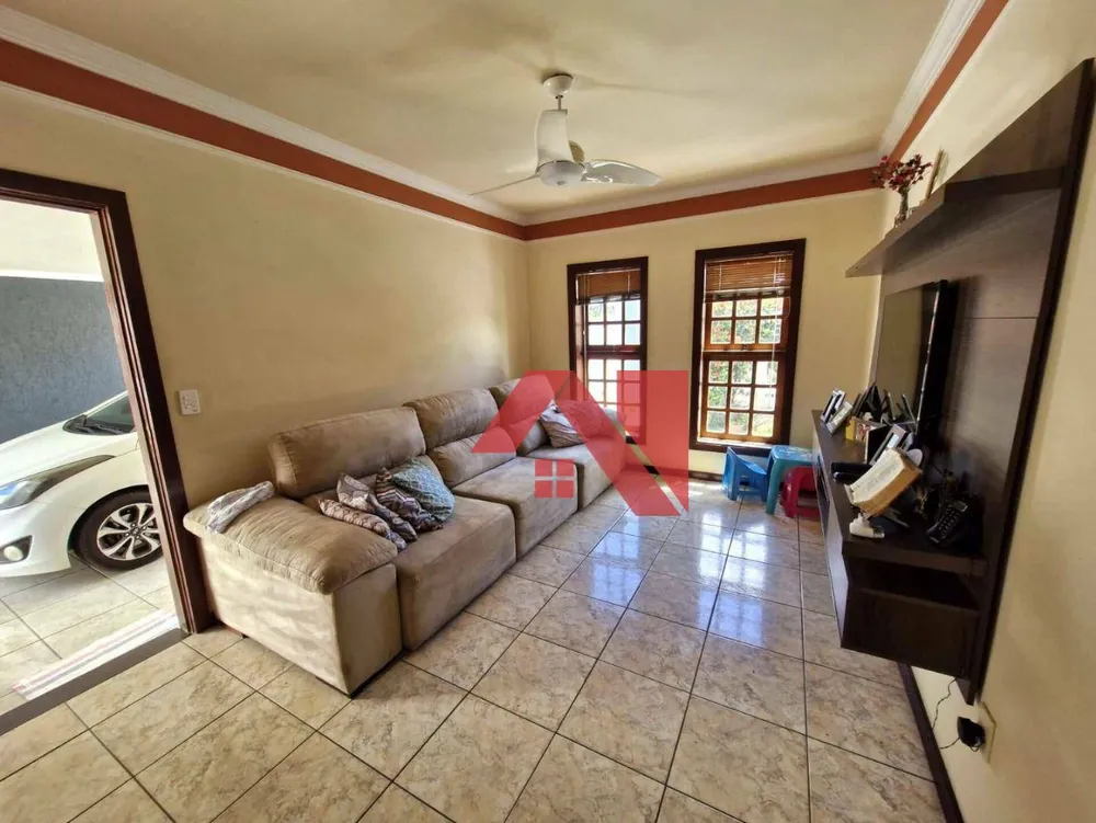 Casa, 3 quartos, 172 m² - Foto 2