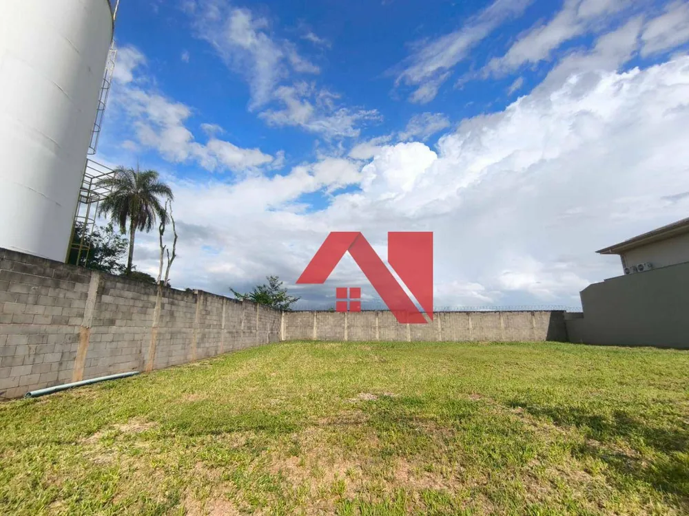 Loteamento e Condomínio, 300 m² - Foto 1