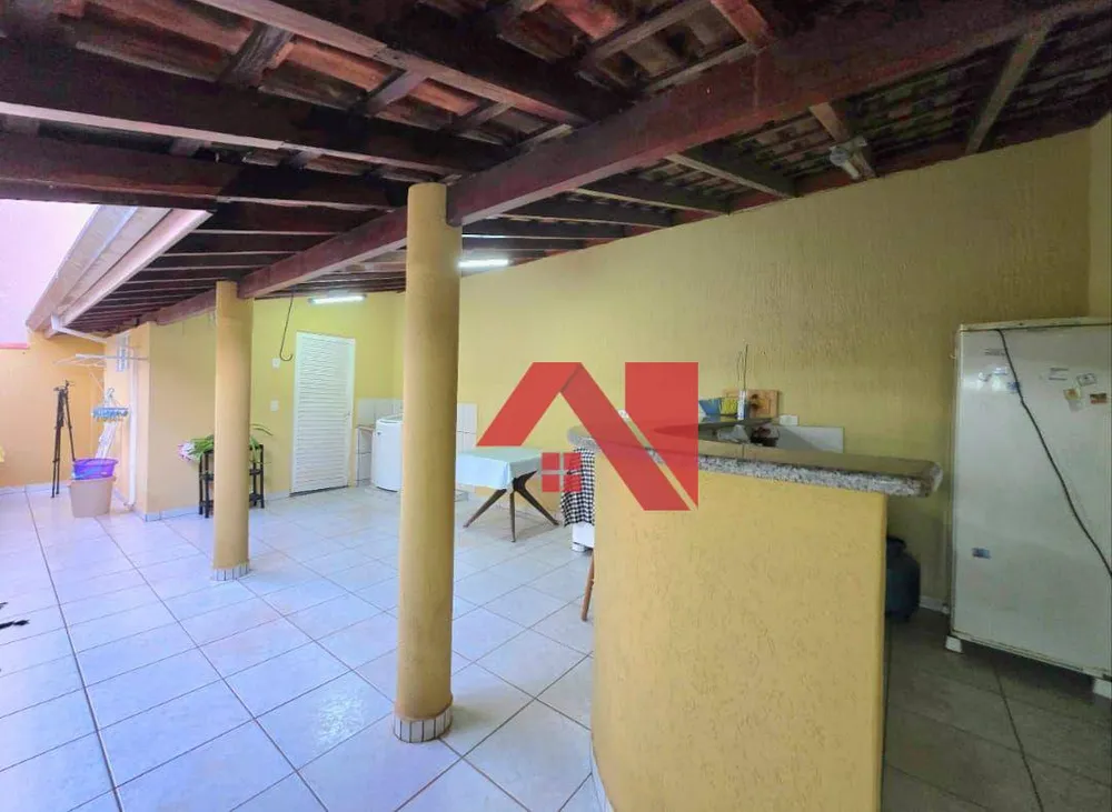 Casa, 3 quartos, 194 m² - Foto 3