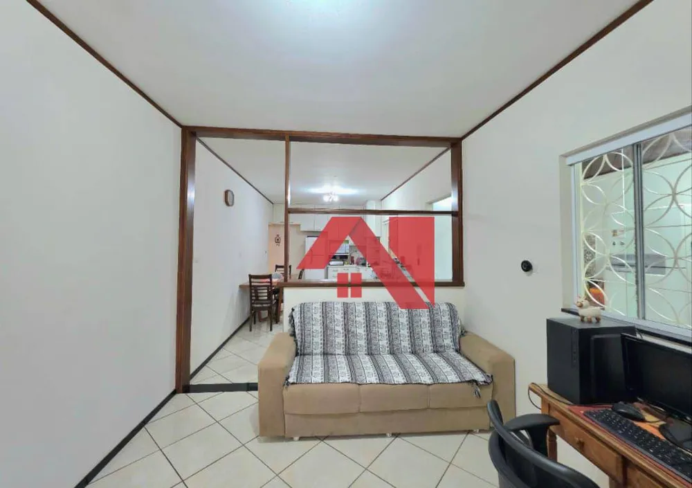 Casa, 3 quartos, 194 m² - Foto 4