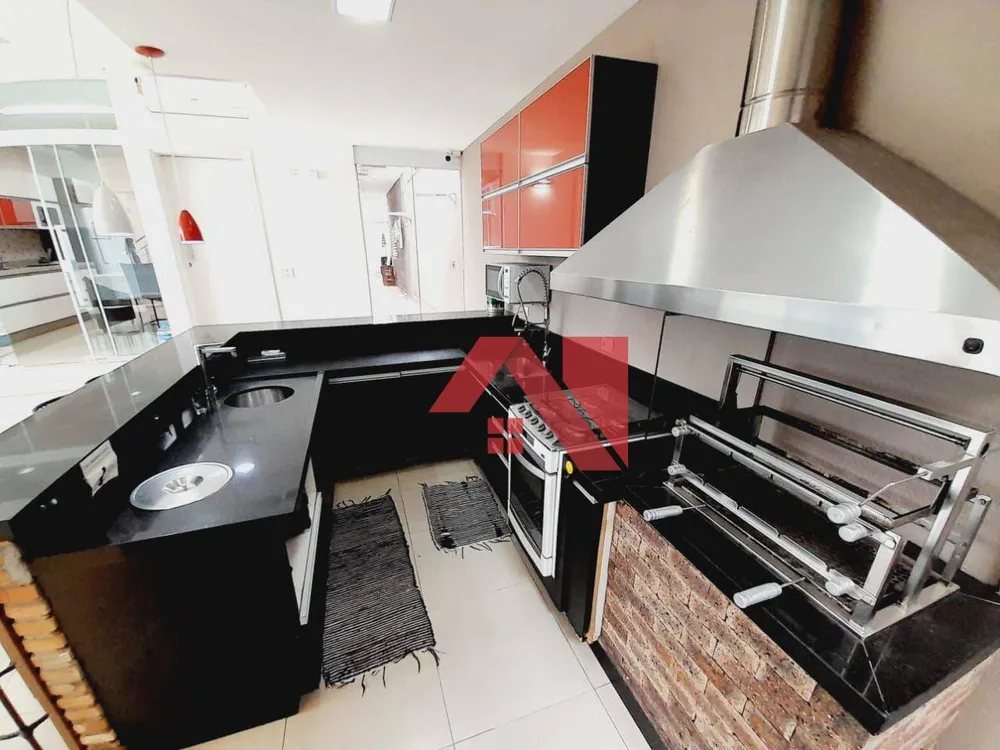 Sobrado, 4 quartos, 388 m² - Foto 1