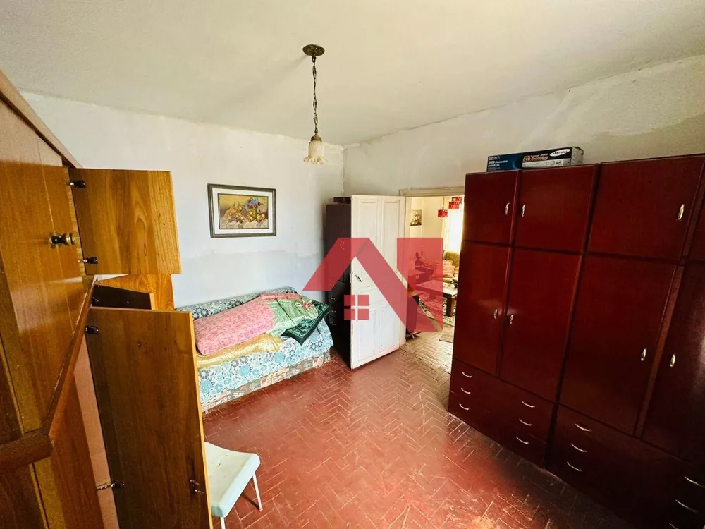 Casa à venda com 3 quartos, 200m² - Foto 2