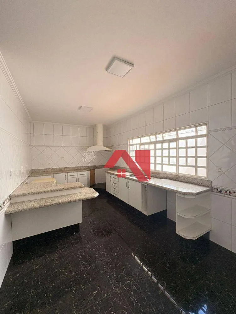 Casa, 3 quartos, 174 m² - Foto 12