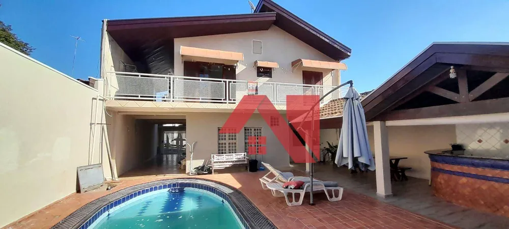 Casa, 4 quartos, 259 m² - Foto 1