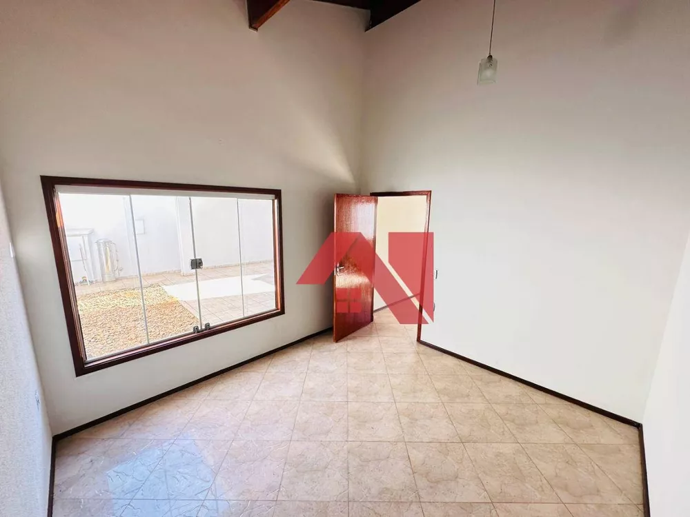 Casa à venda e aluguel, 180m² - Foto 4