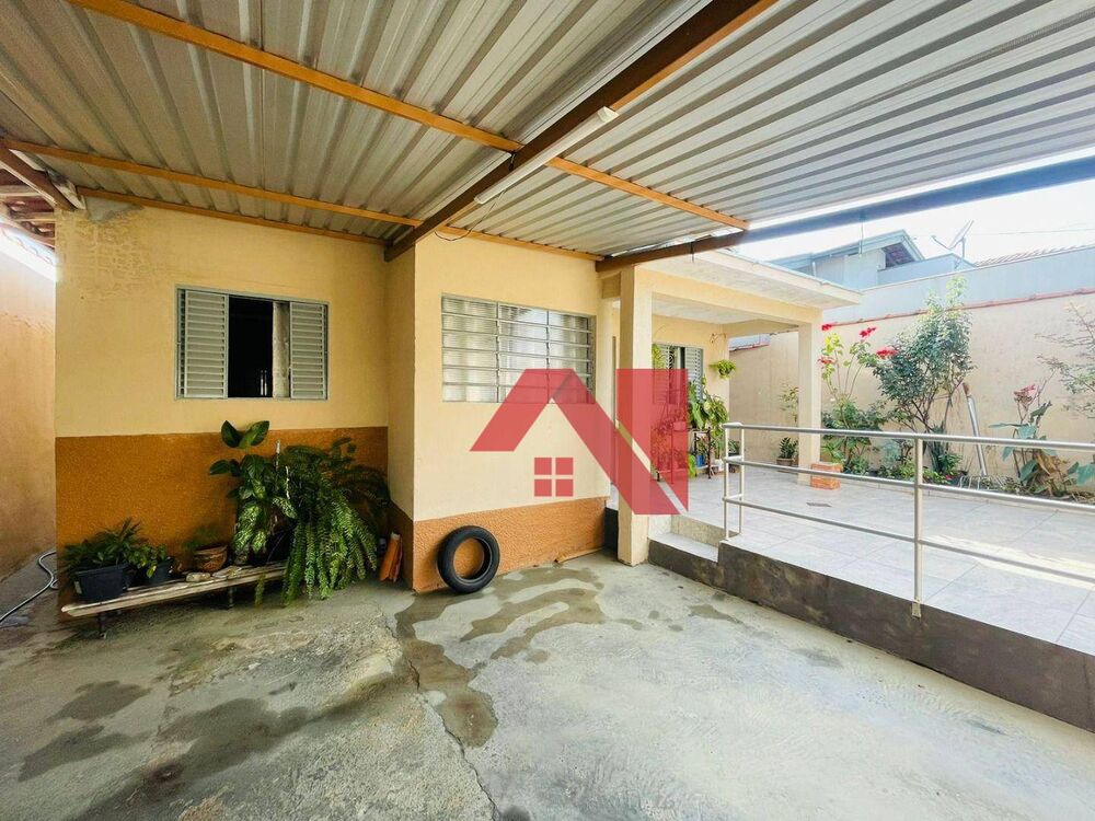 Casa, 4 quartos, 128 m² - Foto 1