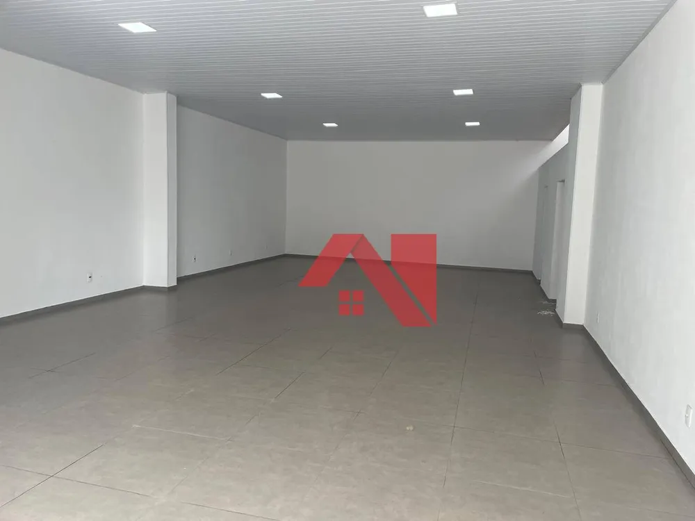 Loja-Salão, 140 m² - Foto 1