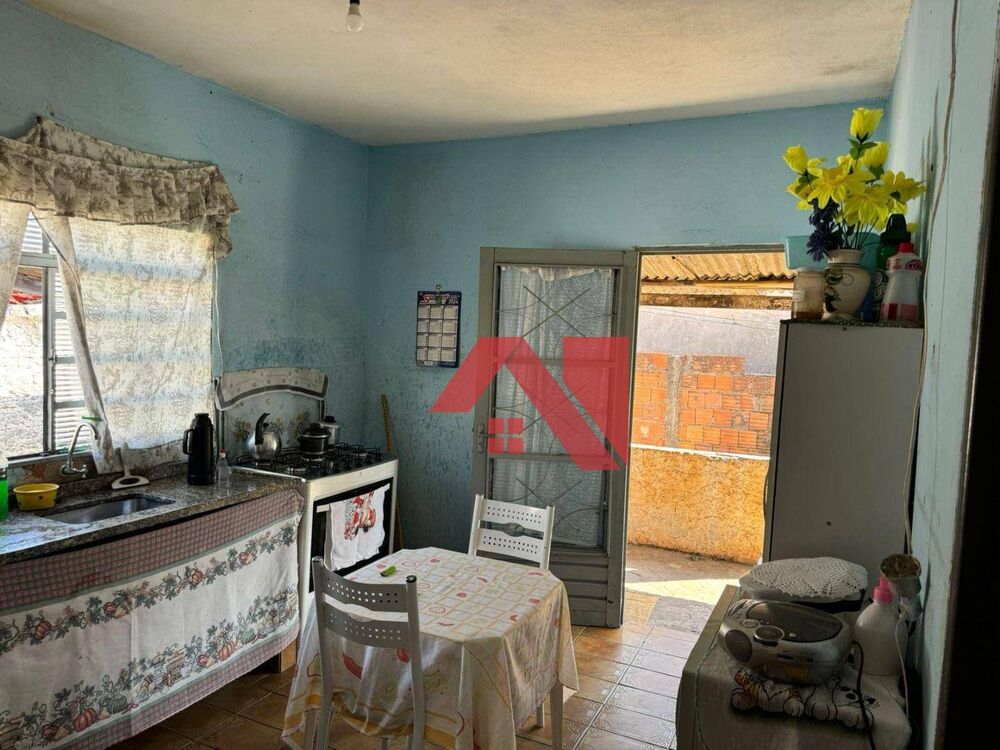 Casa, 2 quartos, 70 m² - Foto 2