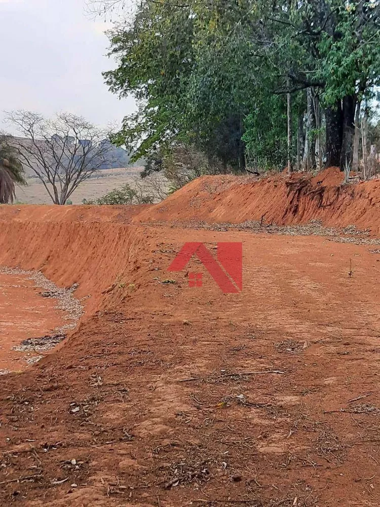 Terreno à venda, 1700M2 - Foto 1