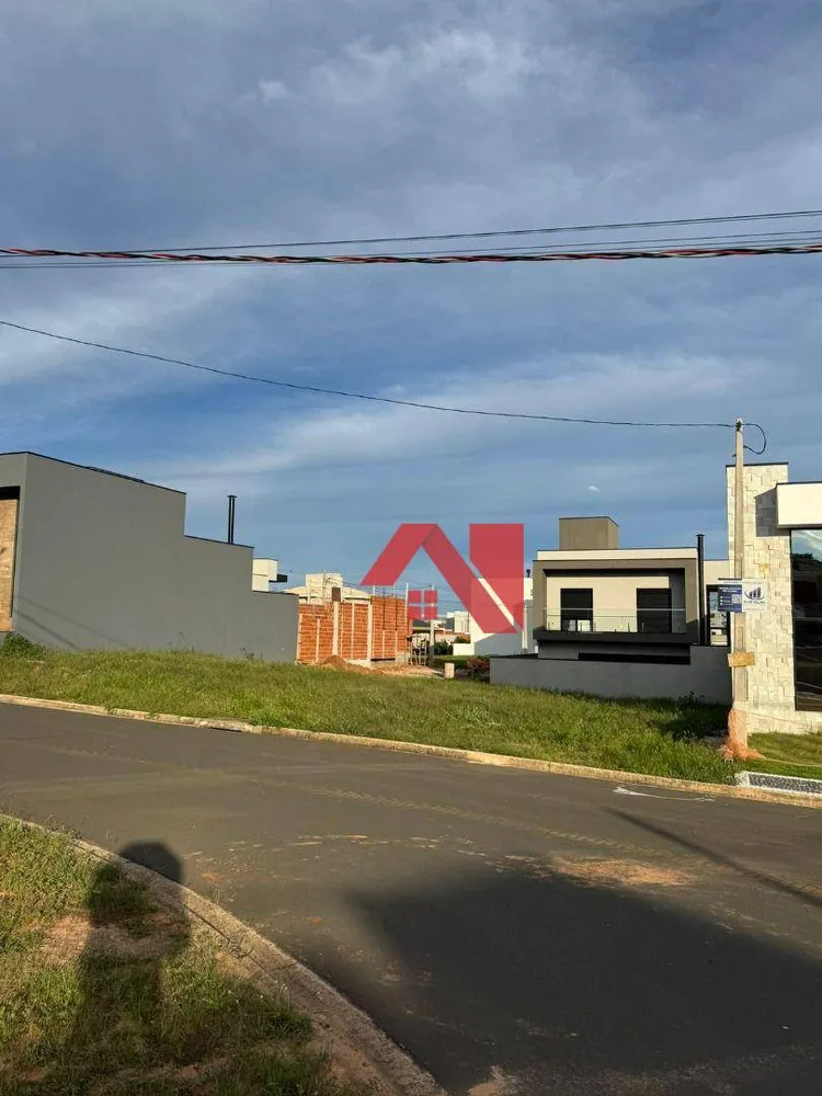 Loteamento e Condomínio, 200 m² - Foto 2