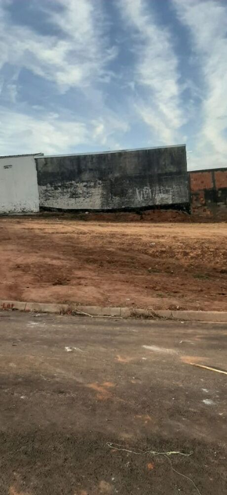 Loteamento e Condomínio, 201 m² - Foto 1