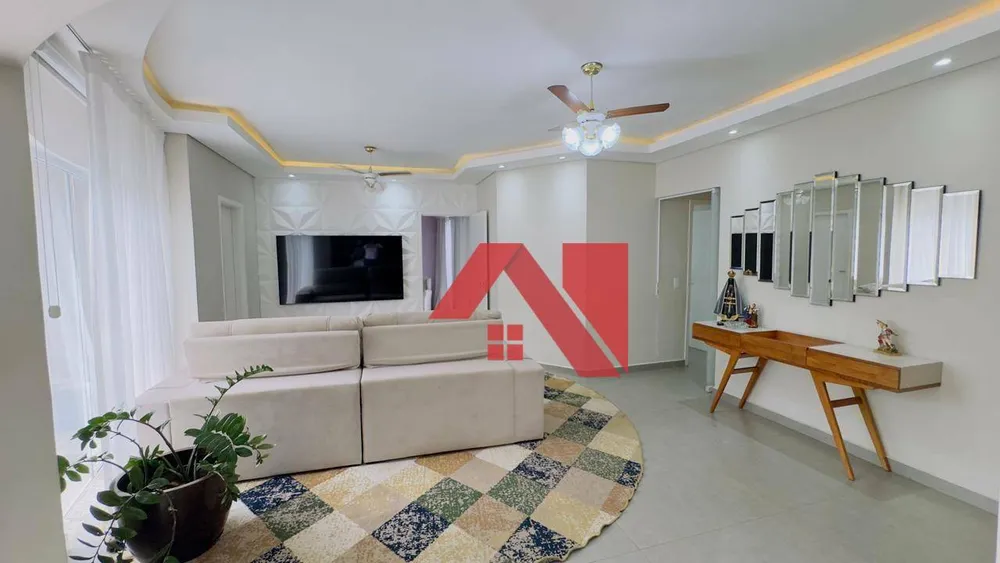 Casa, 4 quartos, 152 m² - Foto 1