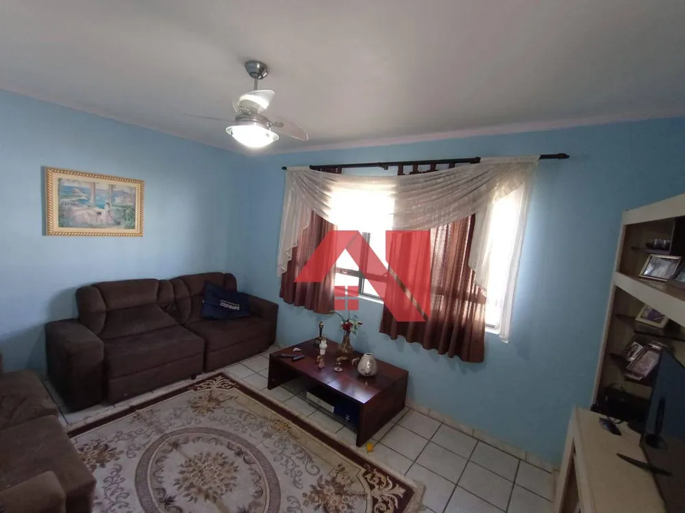 Casa, 4 quartos, 166 m² - Foto 2