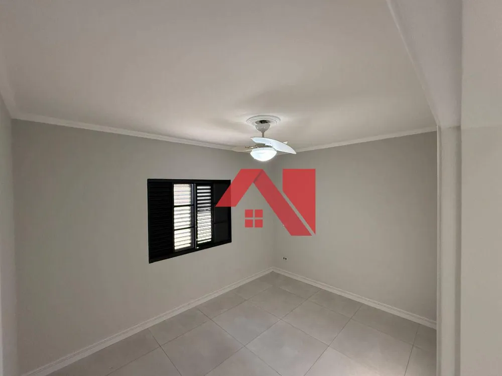 Casa, 5 quartos, 209 m² - Foto 3