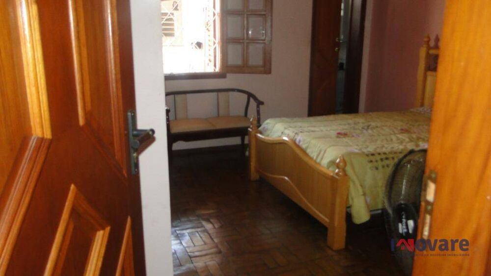 Casa, 3 quartos, 240 m² - Foto 5