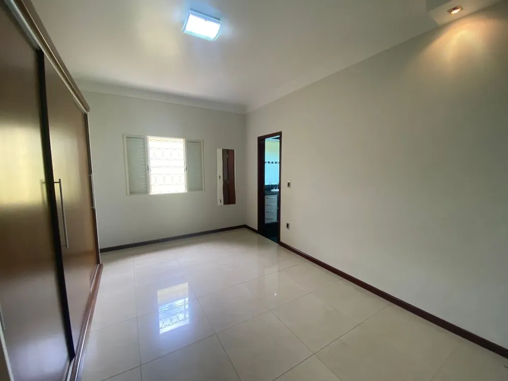 Casa, 3 quartos, 200 m² - Foto 14