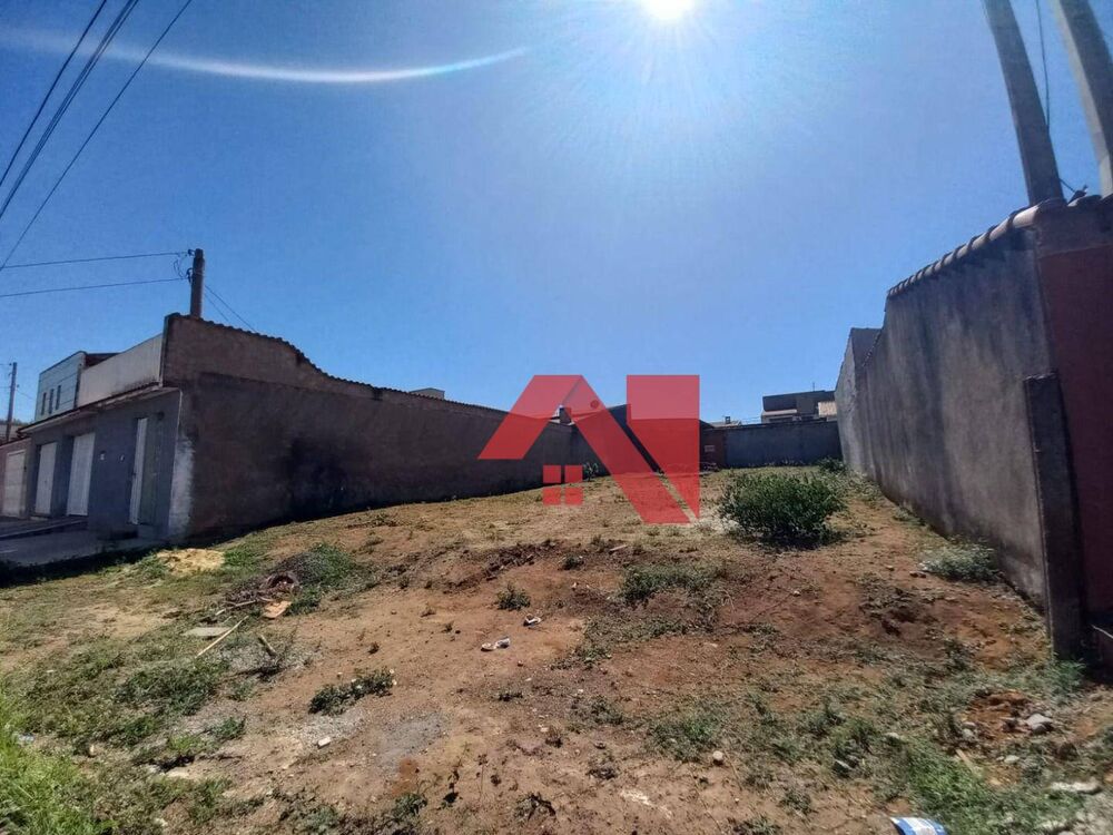 Terreno, 300 m² - Foto 1