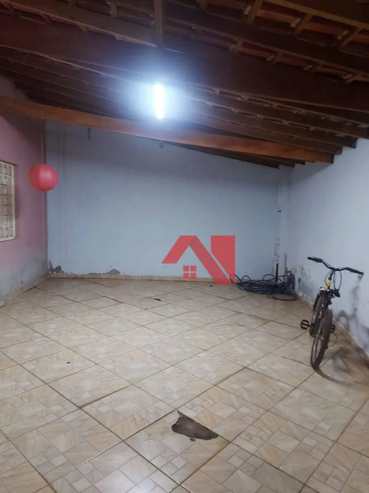 Casa, 3 quartos, 180 m² - Foto 1