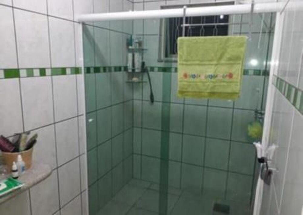 Casa à venda com 3 quartos, 210m² - Foto 1