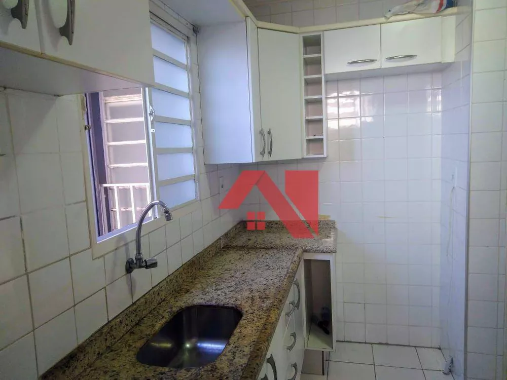 Apartamento à venda com 3 quartos, 52m² - Foto 2