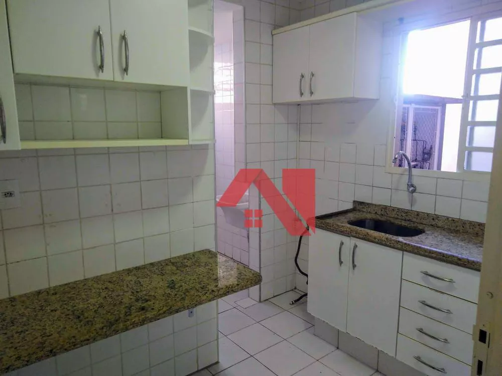 Apartamento à venda com 3 quartos, 52m² - Foto 1