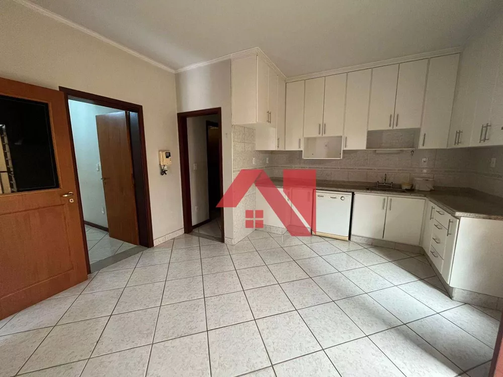 Sobrado, 4 quartos, 250 m² - Foto 3