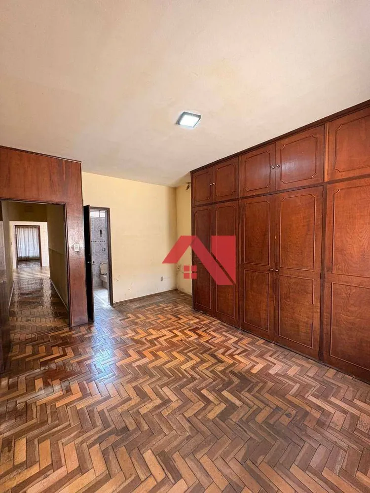 Casa, 5 quartos, 250 m² - Foto 5