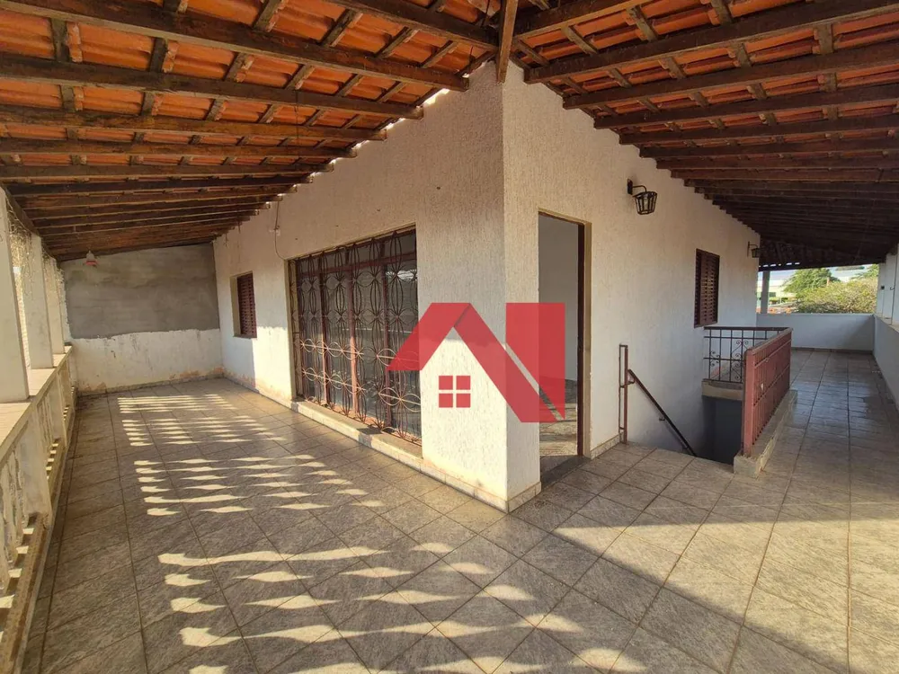 Casa, 3 quartos, 200 m² - Foto 16