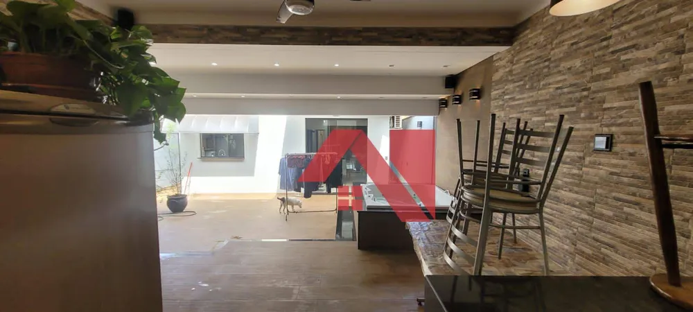 Casa, 3 quartos, 250 m² - Foto 4