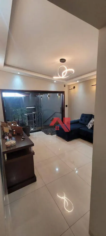 Casa, 3 quartos, 250 m² - Foto 6