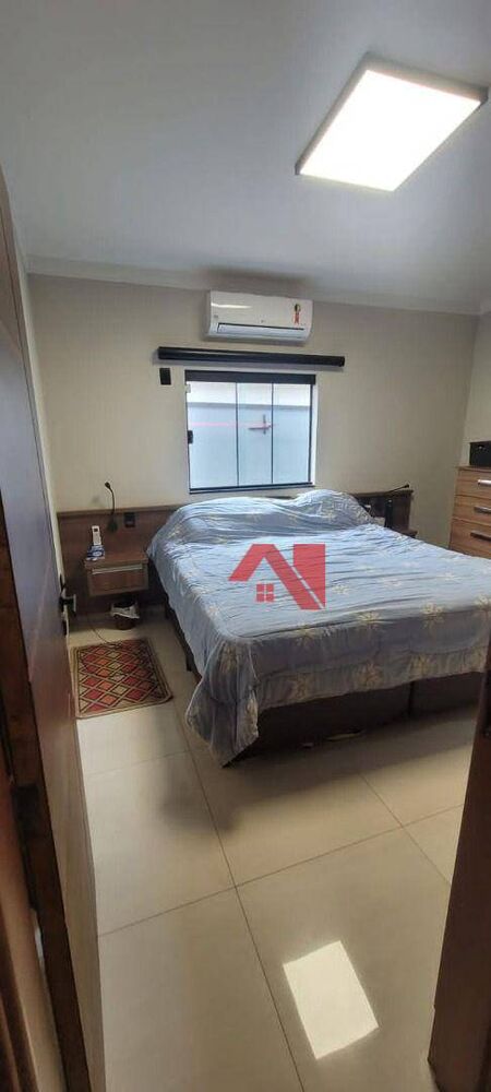 Casa, 3 quartos, 250 m² - Foto 14