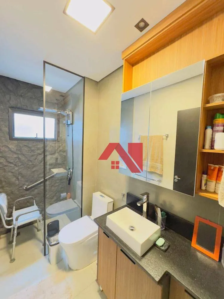 Apartamento, 4 quartos, 220 m² - Foto 1