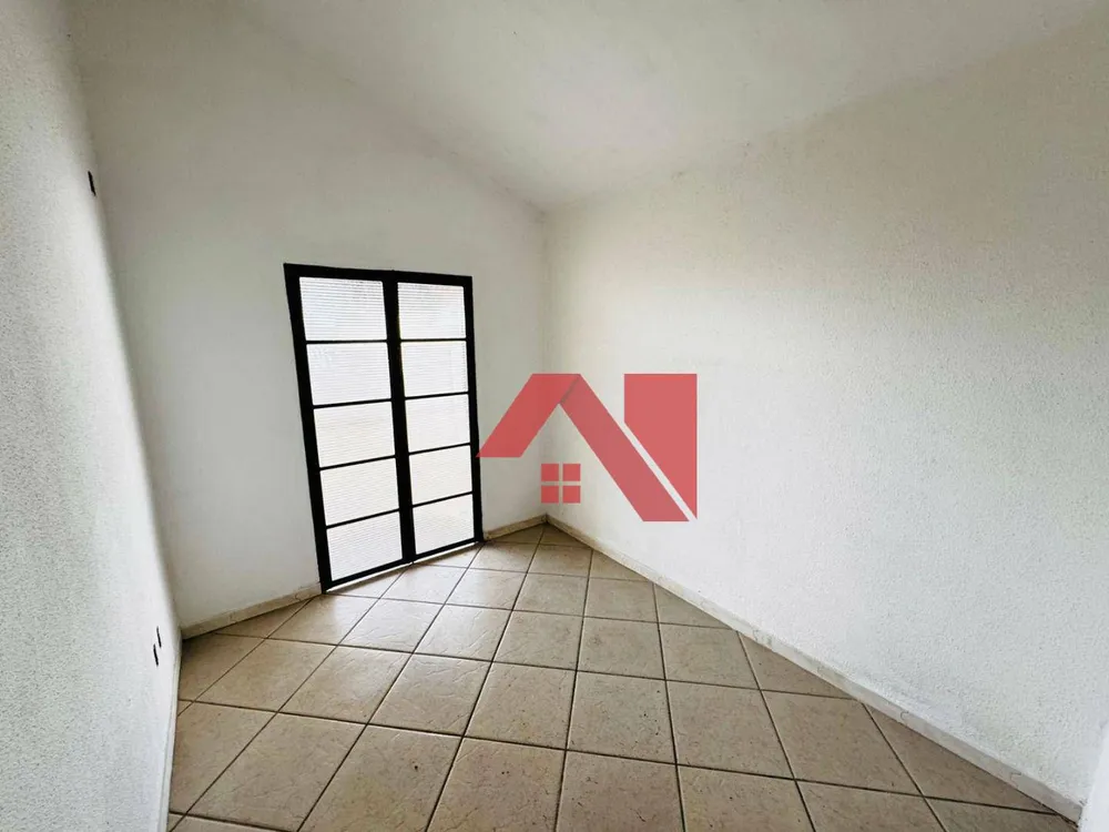 Casa, 3 quartos, 180 m² - Foto 2